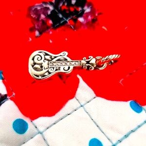 RETIRED BRIGHTON ELECTRIC HEART GUITAR CHARM